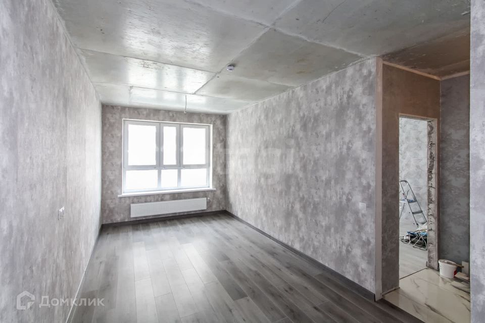 Продаётся 1-комнатная квартира, 42.3 м²