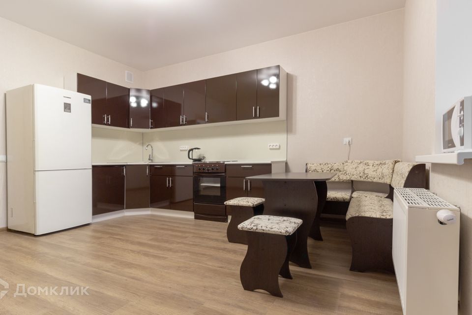 Сдаётся 3-комнатная квартира, 90 м²