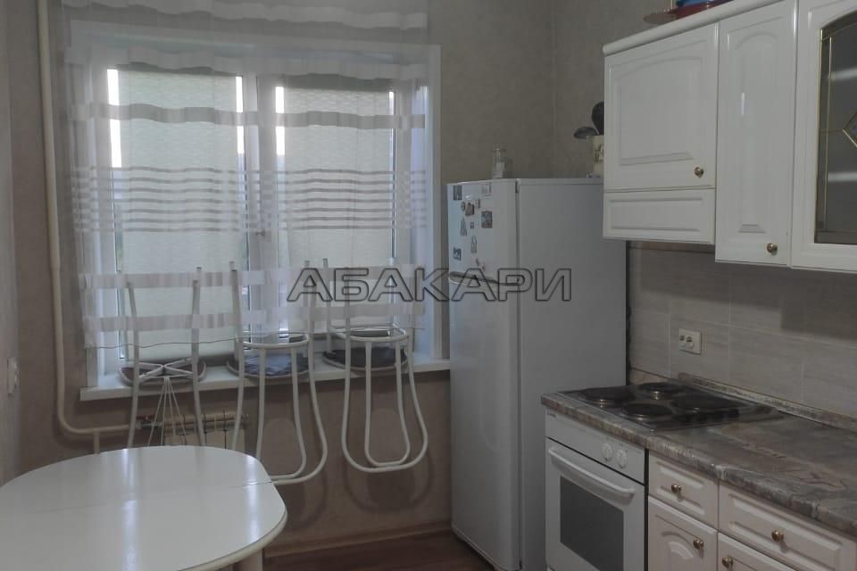 Сдаётся 2-комнатная квартира, 52 м²