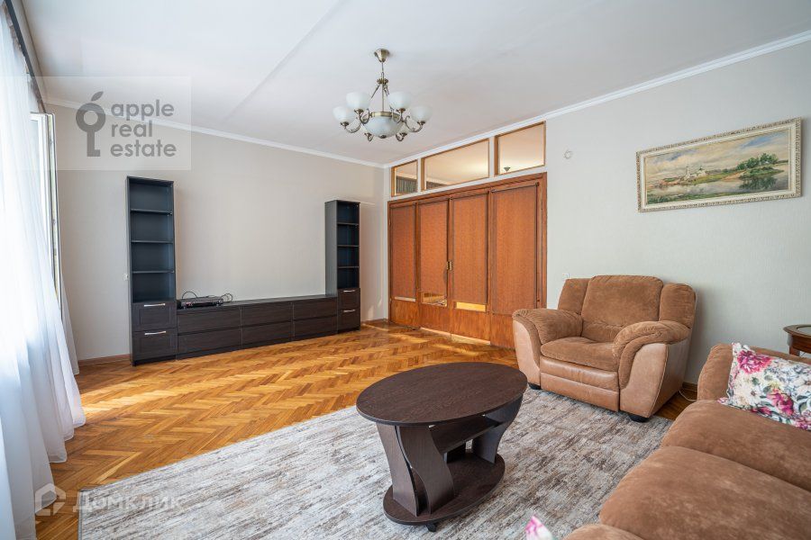 Сдаётся 4-комнатная квартира, 96 м²