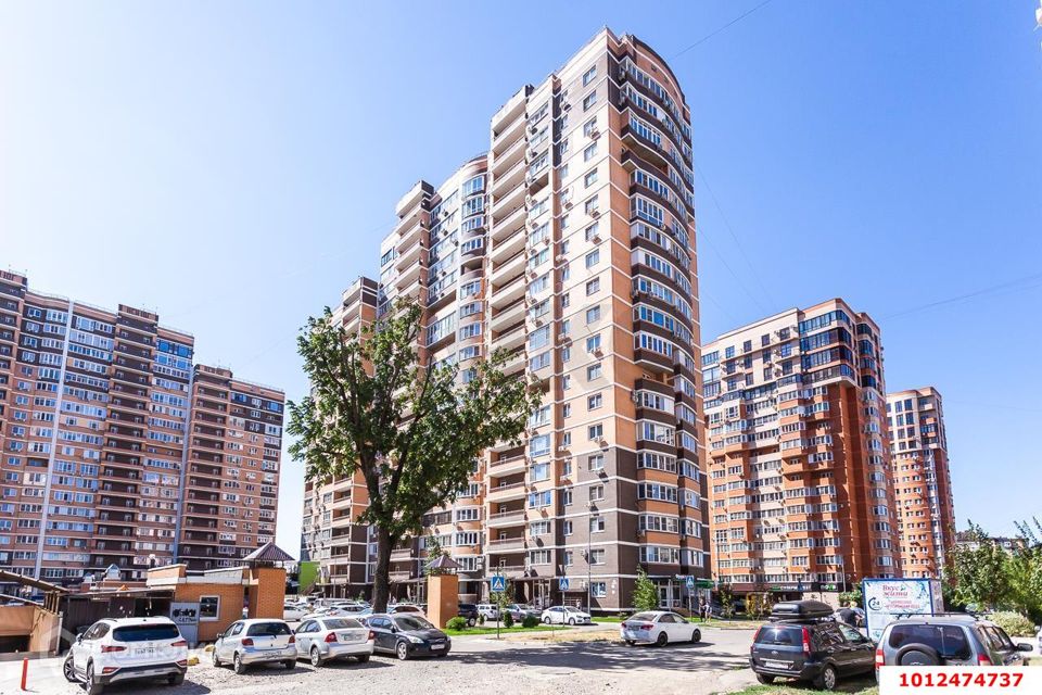 Купить 4-комнатную квартиру, 97 кв. м., Краснодар, цена 5500000 руб., № 666410 R