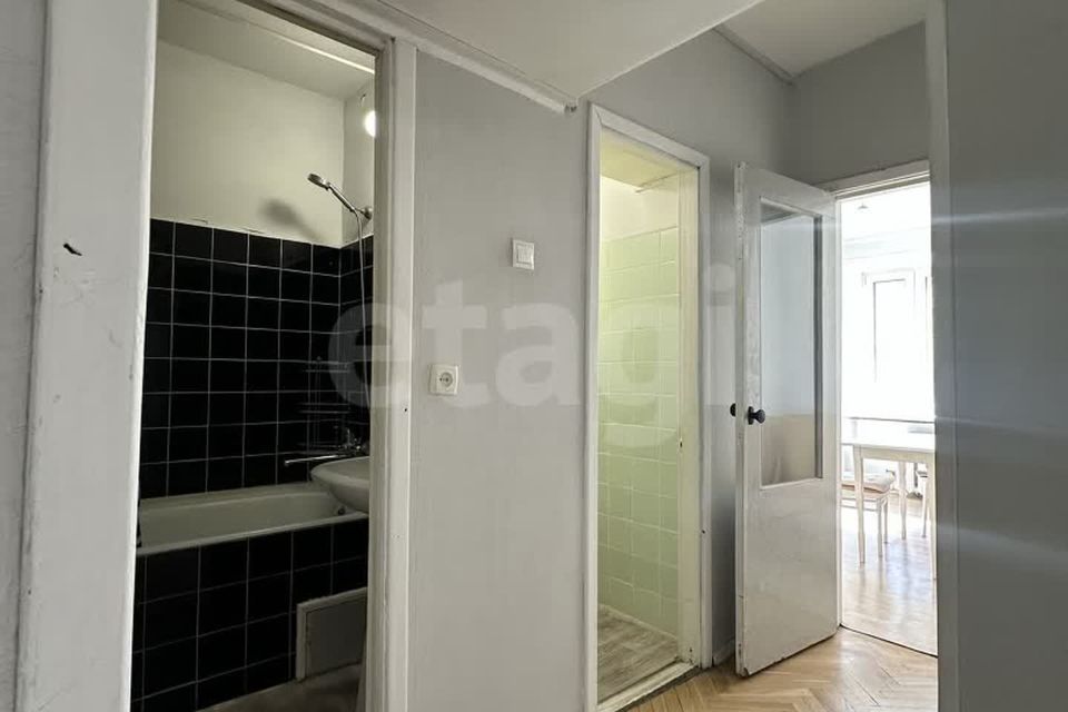 Продаётся 1-комнатная квартира, 43.9 м²