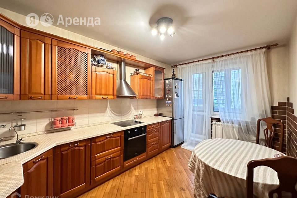 Сдаётся 4-комнатная квартира, 110 м²