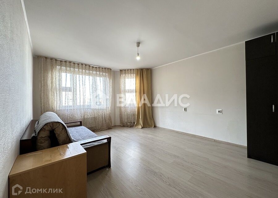 Продаётся 2-комнатная квартира, 60.2 м²