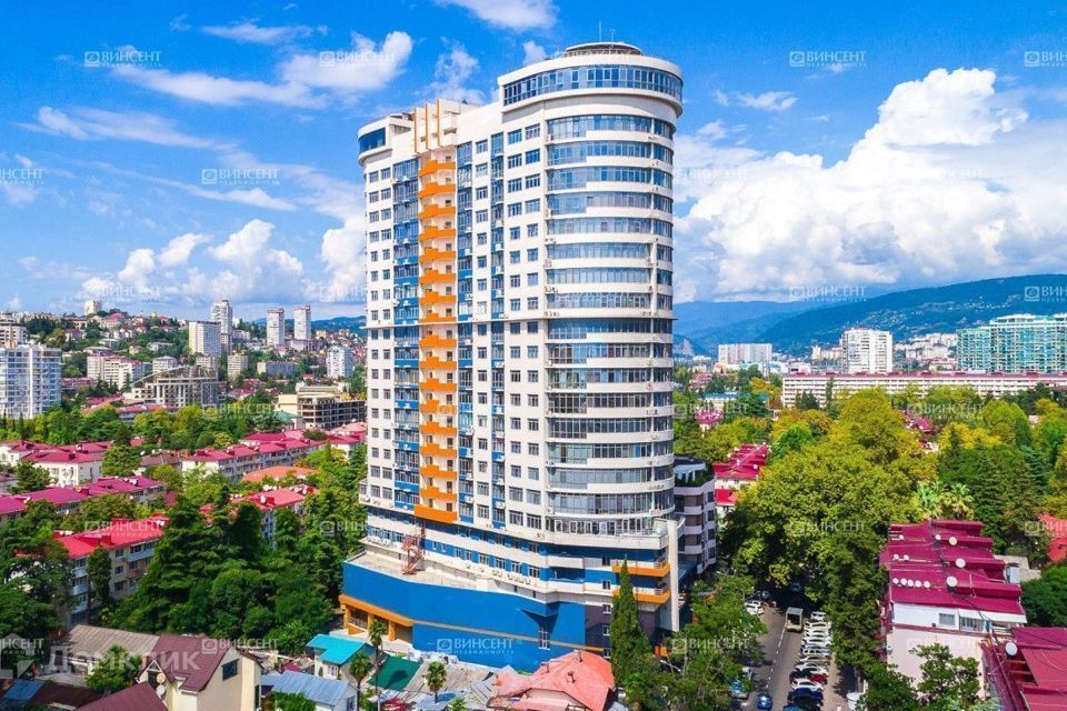 Продаётся 2-комнатная квартира, 110 м²