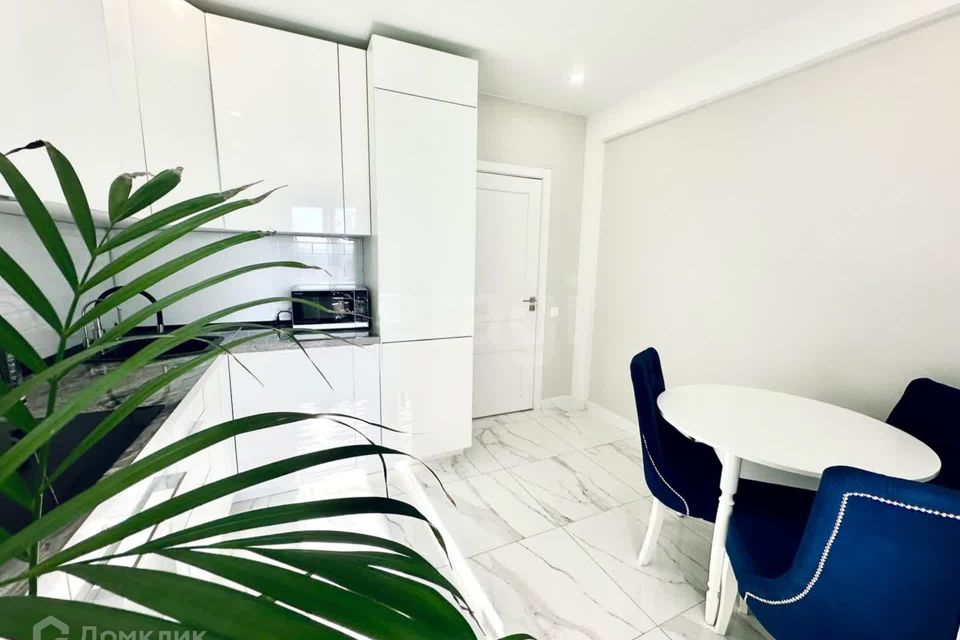 Продаётся 1-комнатная квартира, 47 м²