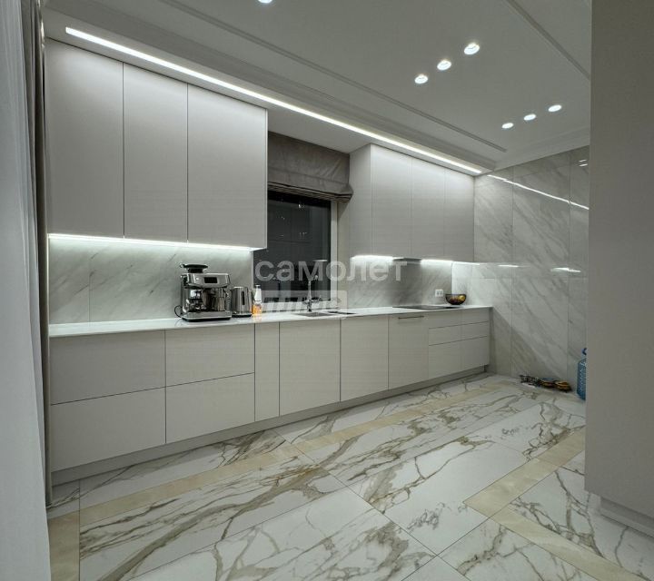 Продаётся 3-комнатная квартира, 85 м²