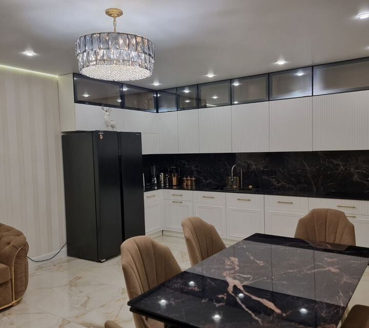 Сдаётся 3-комнатная квартира, 82 м²