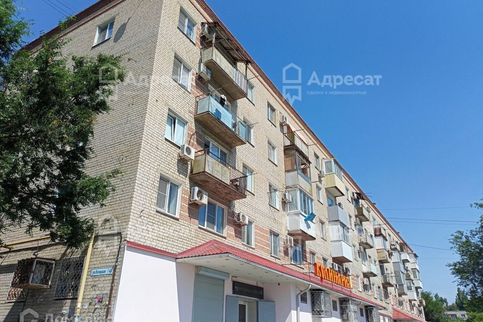 Продаётся 3-комнатная квартира, 56.6 м²