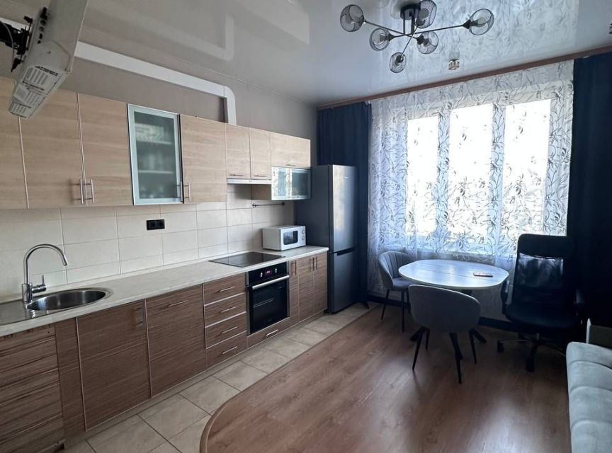 Продаётся 2-комнатная квартира, 56.5 м²