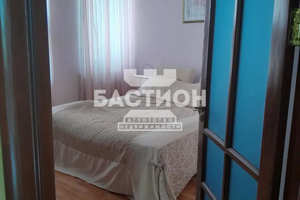 Продаётся 3-комнатная квартира, 100 м²