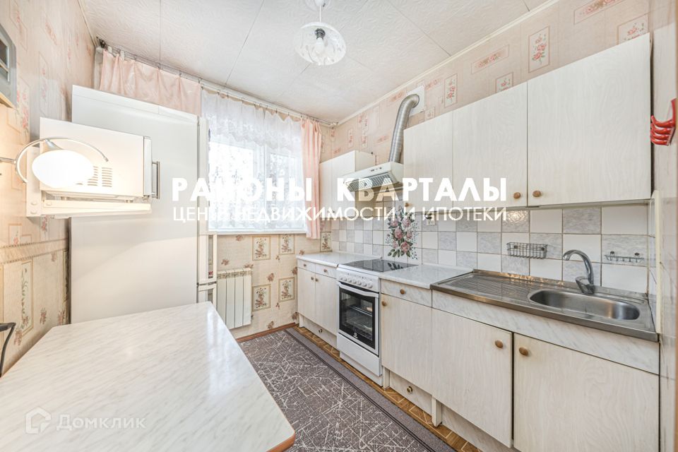 Продаётся 4-комнатная квартира, 75.1 м²