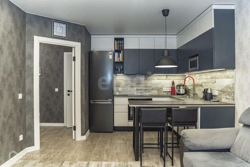 Продаётся 1-комнатная квартира, 47 м²