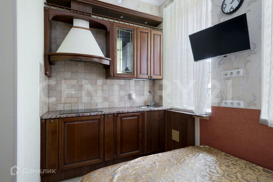 Продаётся 5-комнатная квартира, 137.2 м²