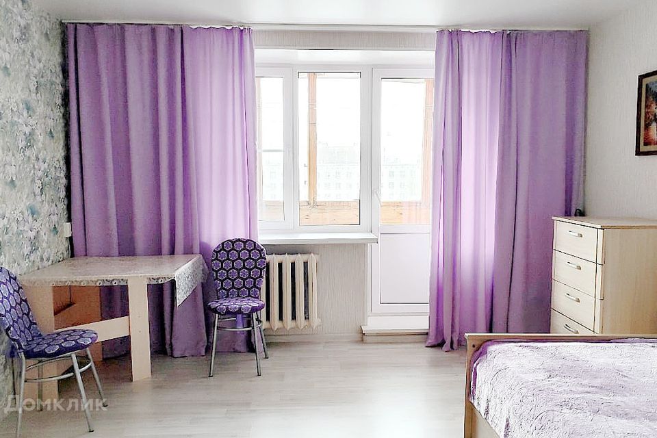 Продаётся комната в 17-комн. квартире, 14.8 м²