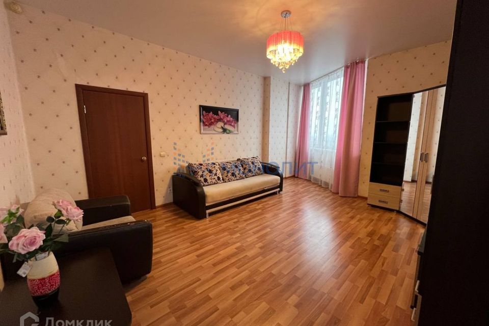 Продаётся 2-комнатная квартира, 77.1 м²