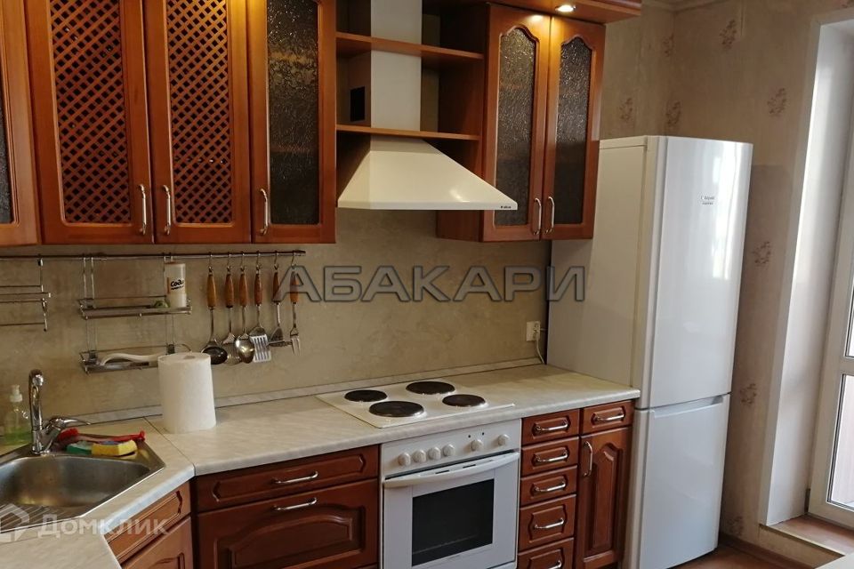 Сдаётся 2-комнатная квартира, 70 м²