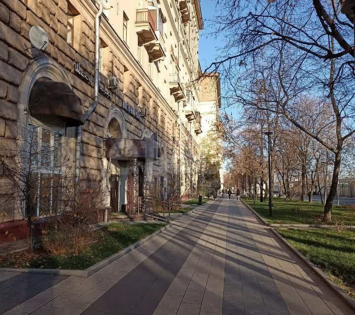 Продаётся 2-комнатная квартира, 55.4 м²