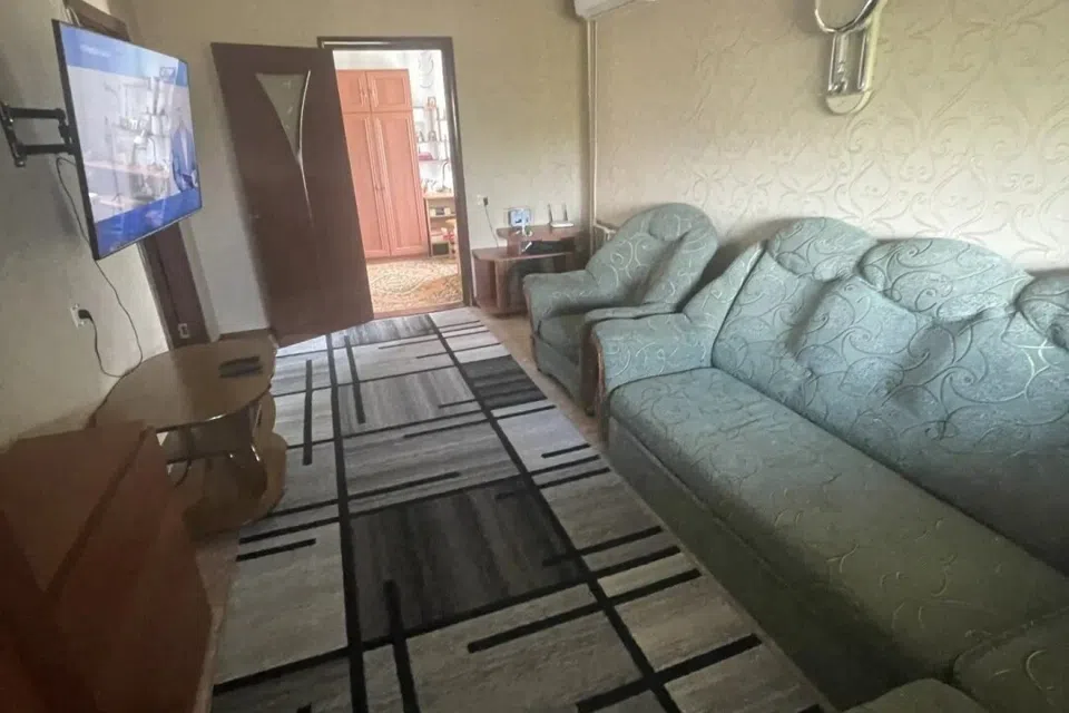 Продаётся 3-комнатная квартира, 58.2 м²