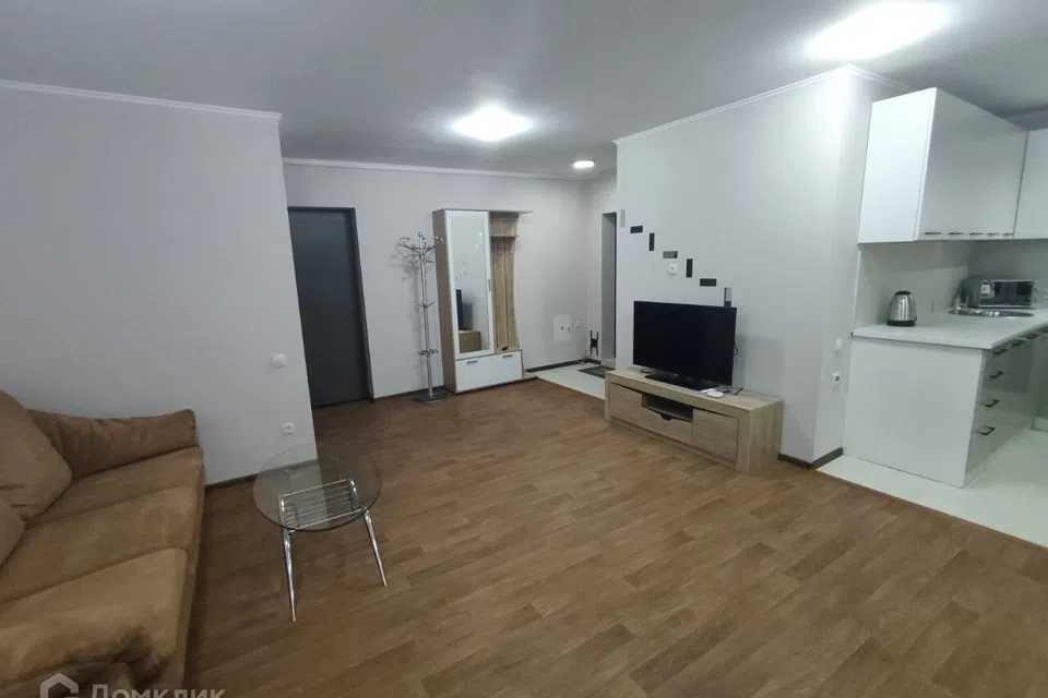 Сдаётся 2-комнатная квартира, 54 м²