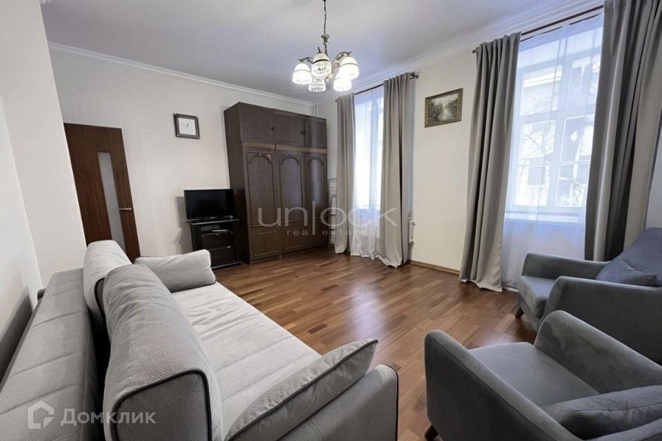 Продаётся 2-комнатная квартира, 56.4 м²