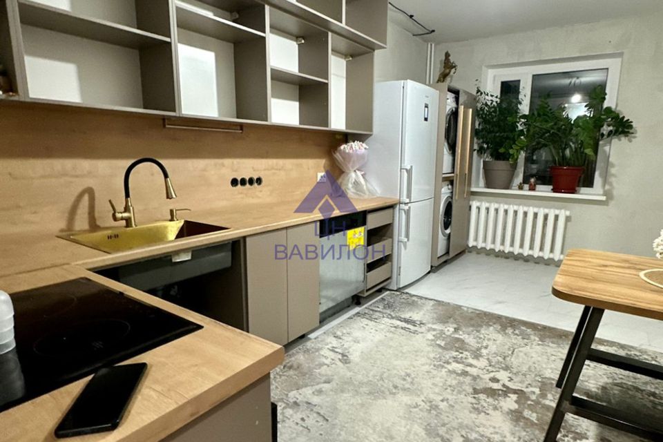 Продаётся 4-комнатная квартира, 84 м²