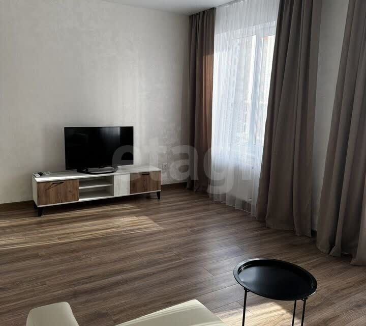 Сдаётся 2-комнатная квартира, 62 м²