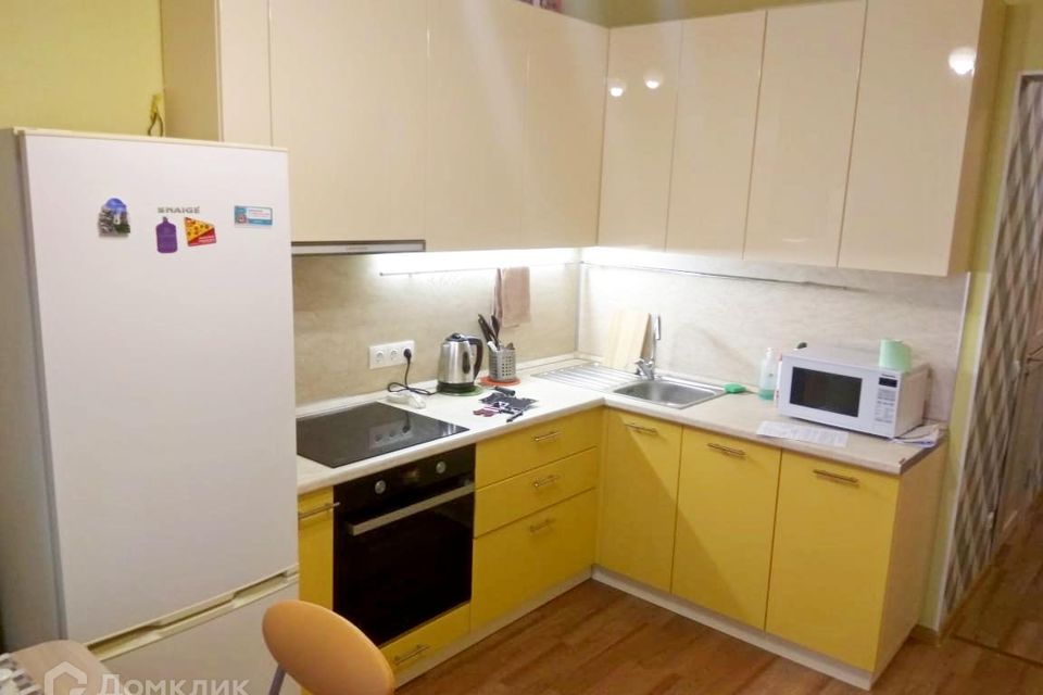 Сдаётся 1-комнатная квартира, 37 м²