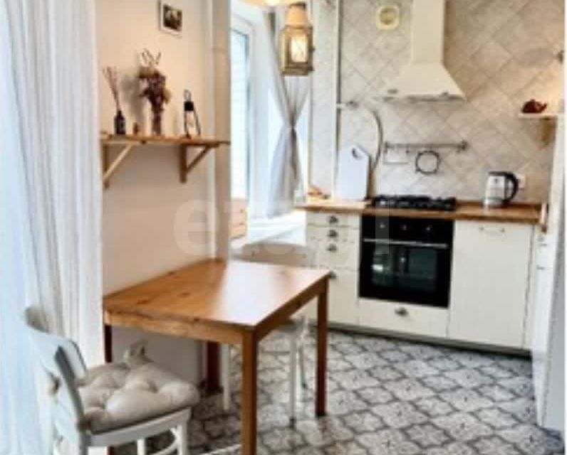 Продаётся 1-комнатная квартира, 30.6 м²