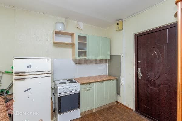 Продаётся комната в 1-комн. квартире, 18 м²