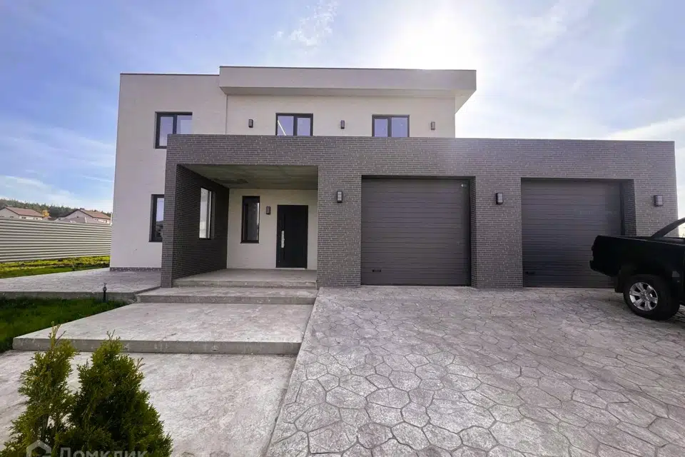 Продаётся 2-этажный дом, 500 м²