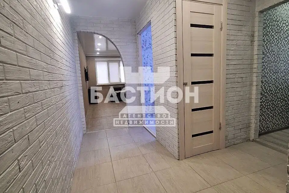 Продаётся 3-комнатная квартира, 56 м²