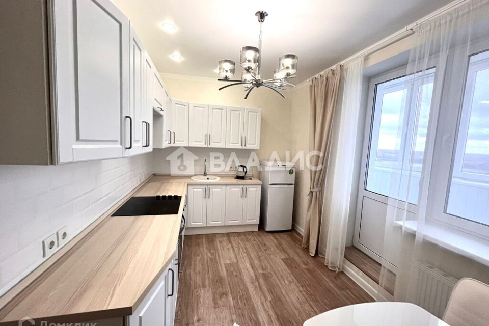 Продаётся 2-комнатная квартира, 56.5 м²