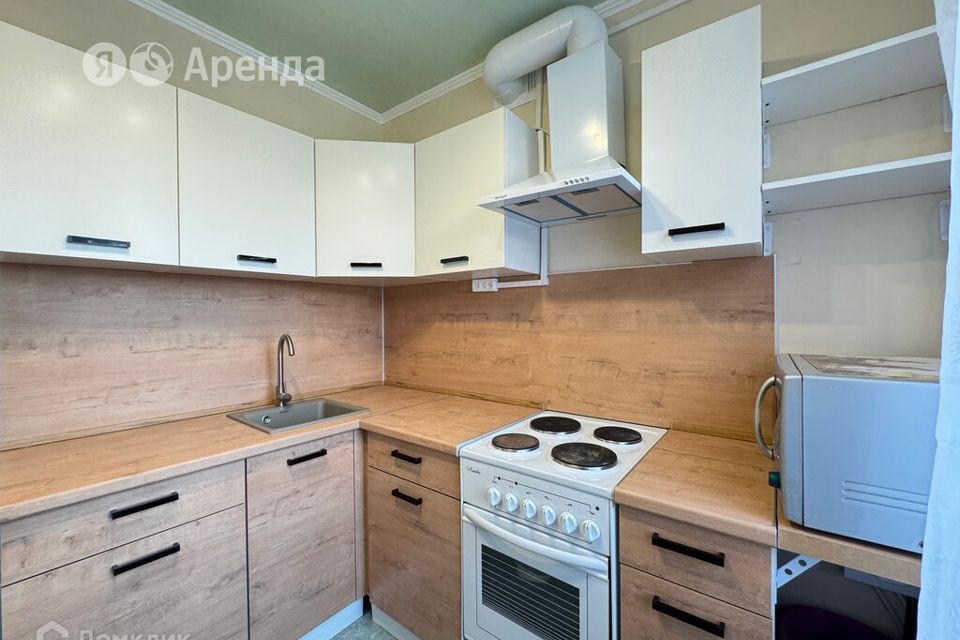 Сдаётся 4-комнатная квартира, 64 м²