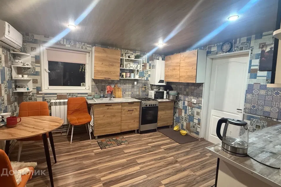 Продаётся 1-этажный дом, 100 м²