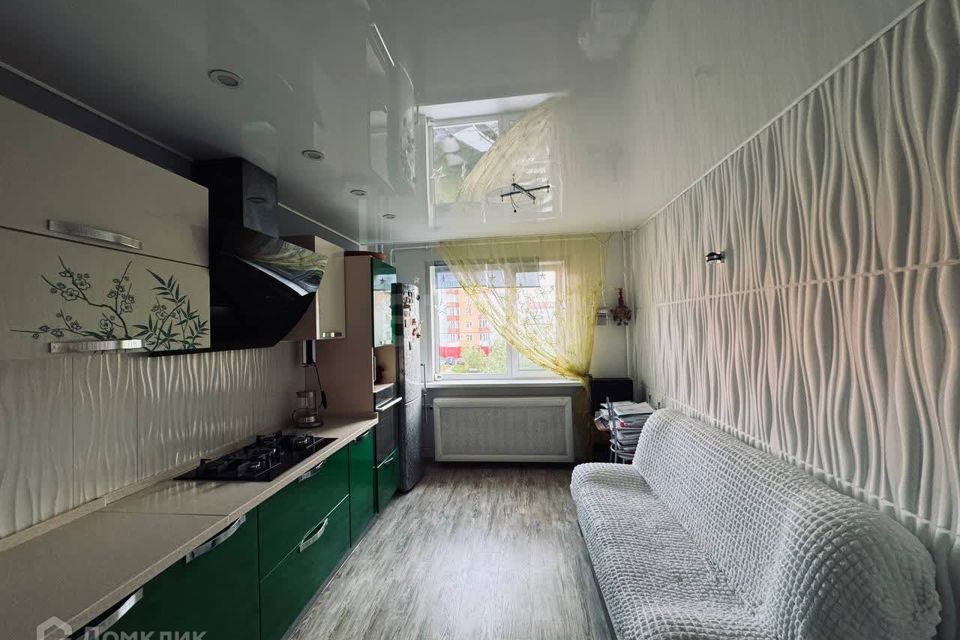 Продаётся 1-комнатная квартира, 56 м²