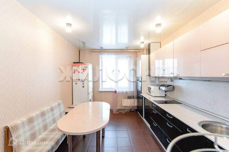 Продаётся 3-комнатная квартира, 68 м²