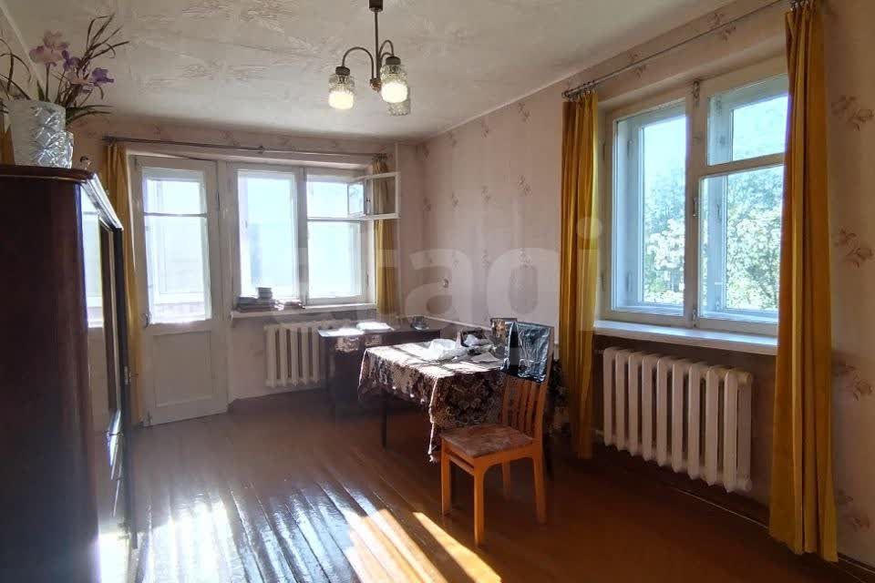 Продаётся 2-комнатная квартира, 41.7 м²