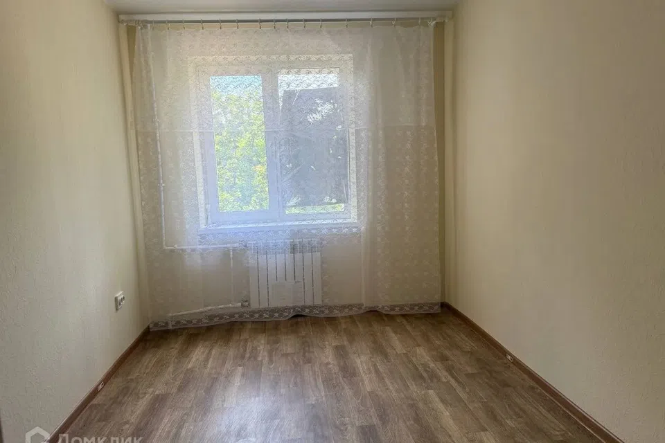 Продаётся 3-комнатная квартира, 51.7 м²