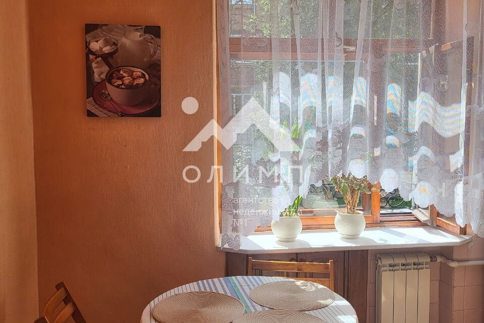 Сдаётся 2-комнатная квартира, 52 м²