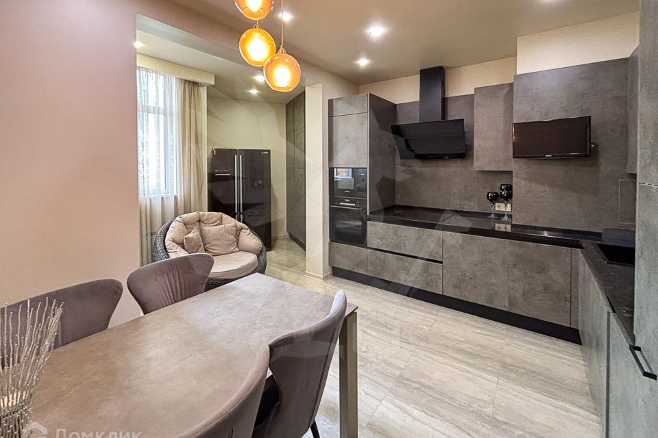 Продаётся 3-комнатная квартира, 89 м²