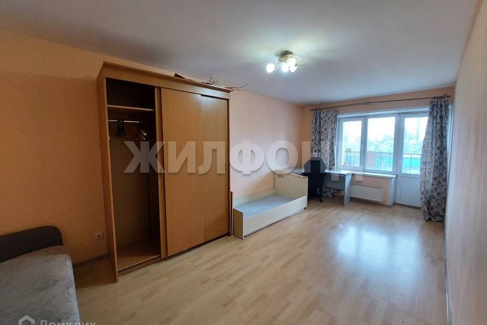 Продаётся 1-комнатная квартира, 40.7 м²