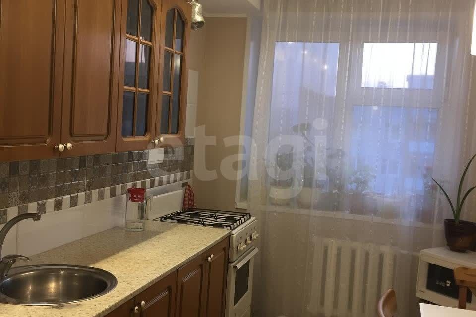 Продаётся 4-комнатная квартира, 71.2 м²