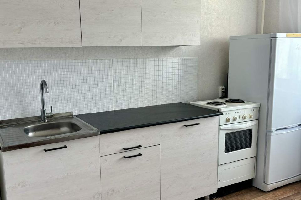 Сдаётся 1-комнатная квартира, 40.3 м²
