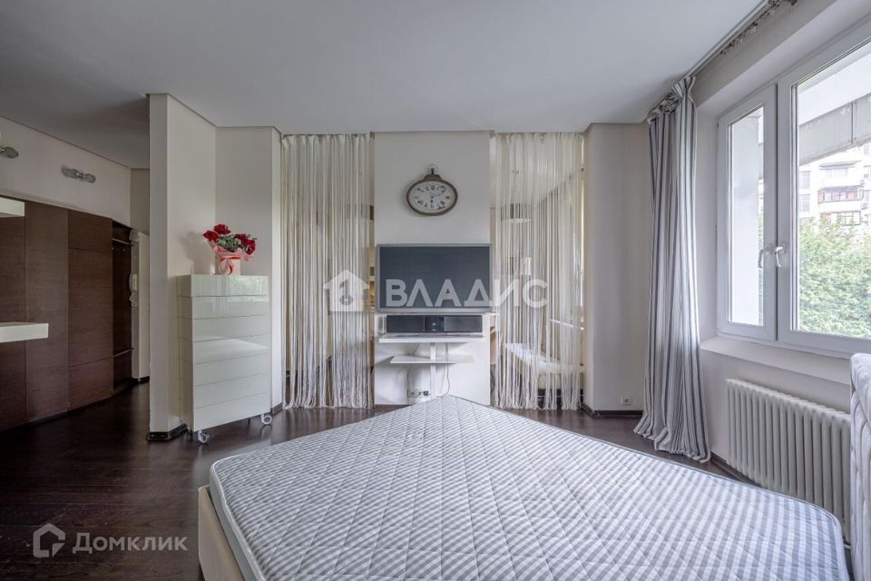 Продаётся 1-комнатная квартира, 45.6 м²