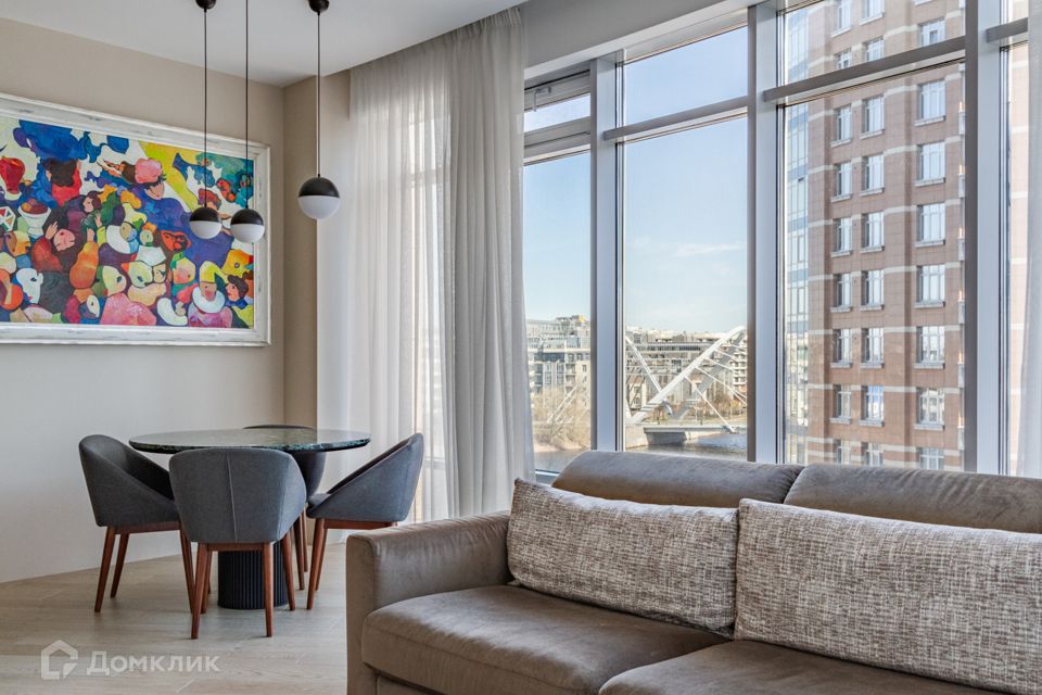 Продаётся 3-комнатная квартира, 120 м²