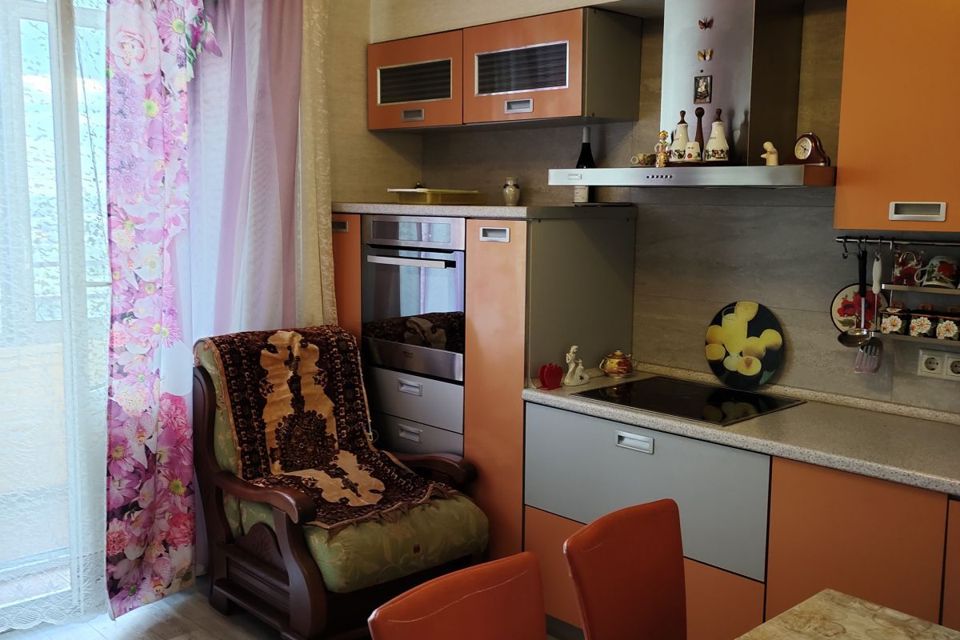 Сдаётся 1-комнатная квартира, 50 м²