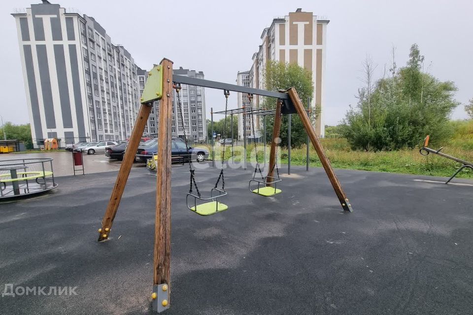 Продаётся 1-комнатная квартира, 43.3 м²
