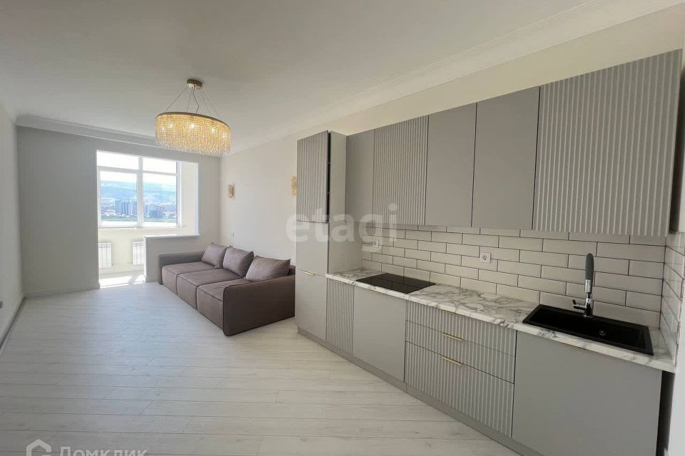 Продаётся 3-комнатная квартира, 91 м²