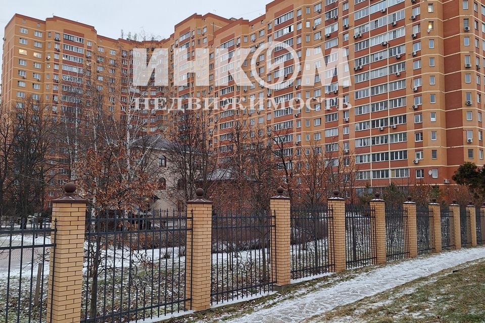 Продаётся 1-комнатная квартира, 47 м²